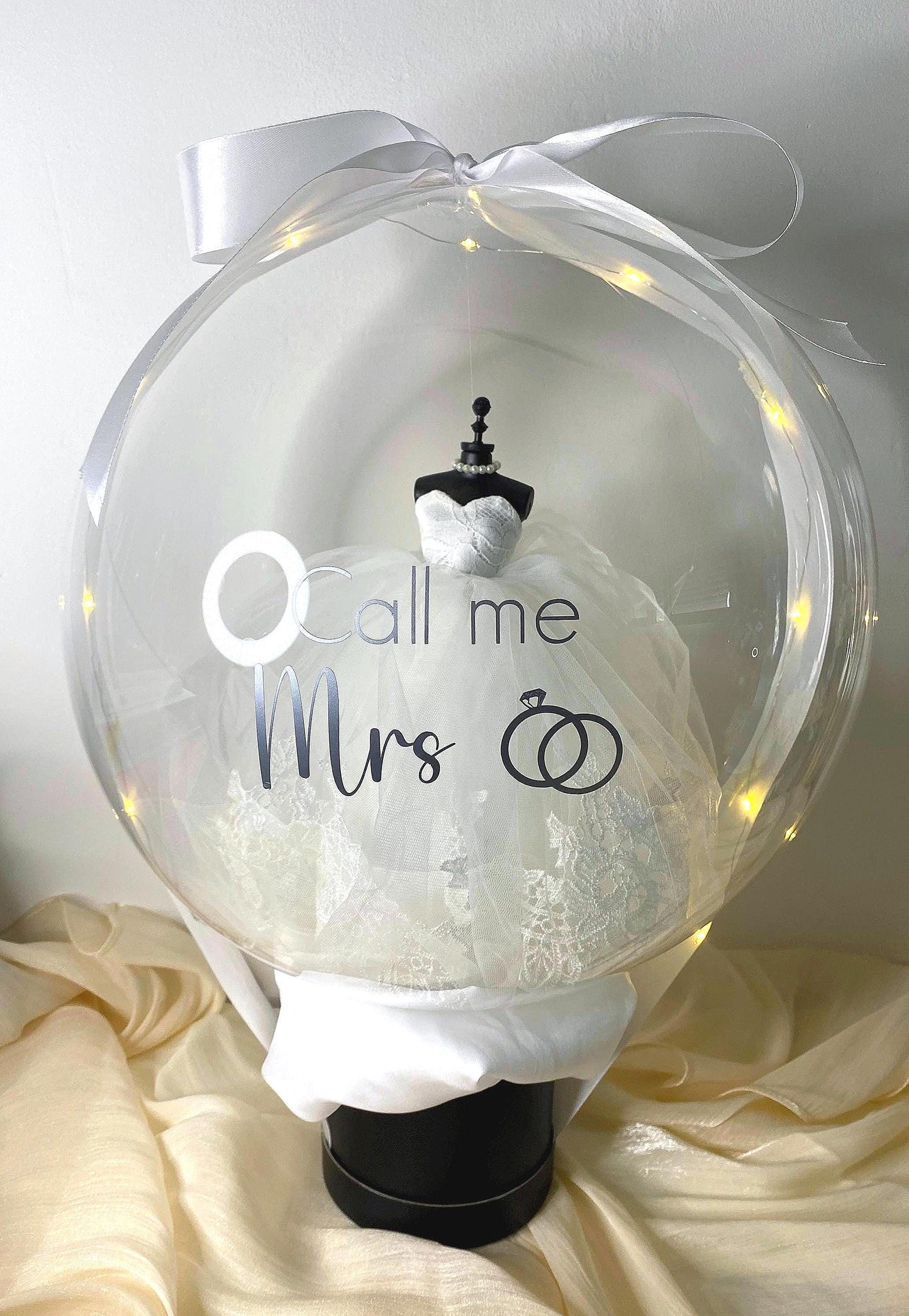 Ballon Bulle de Mariage - Mini Robe de Mariée - Lia Bloom