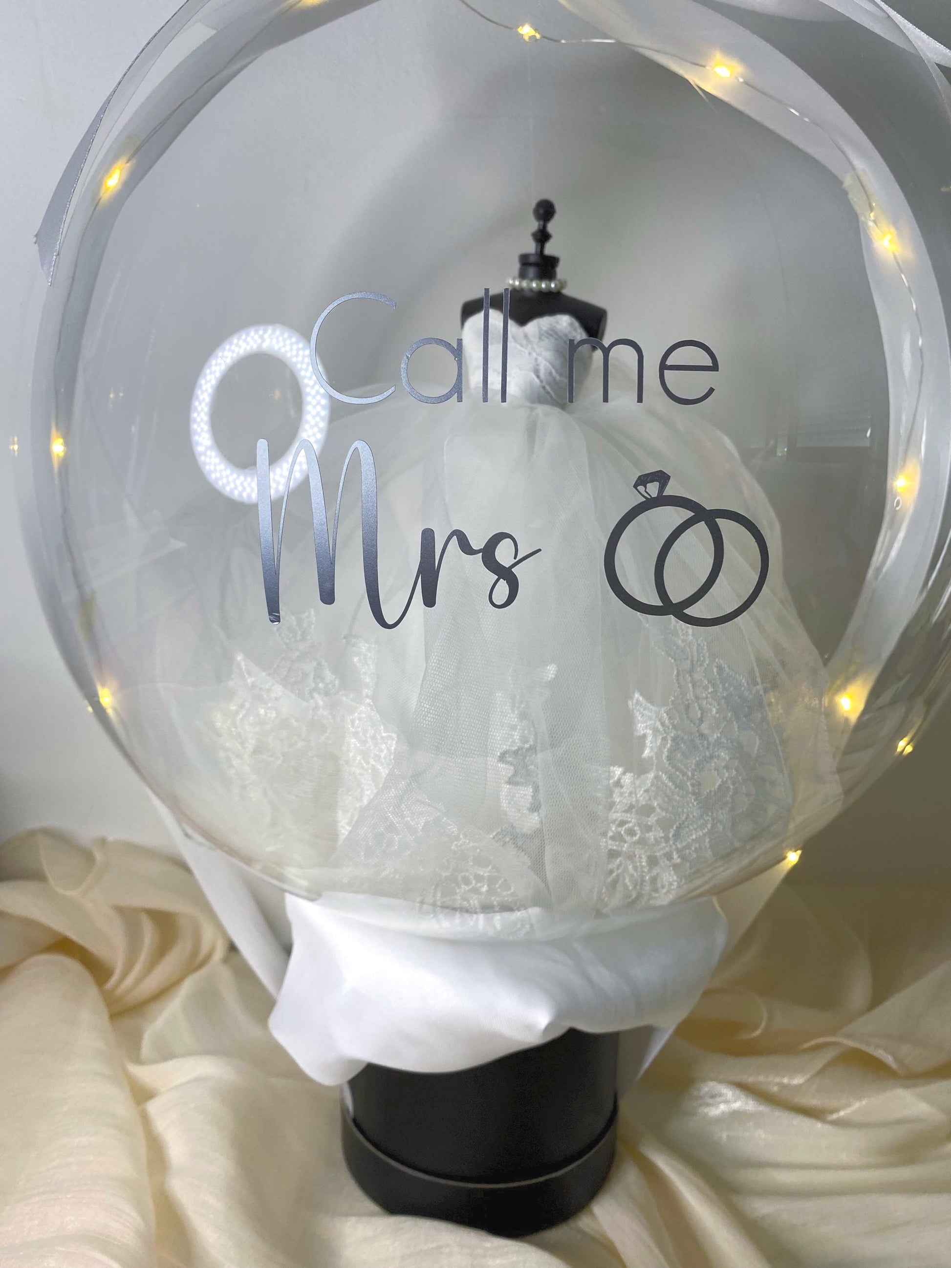 Ballon Bulle de Mariage - Mini Robe de Mariée - Lia Bloom